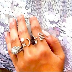 Pave LOVE ring! Size 5. Sparkle all day 💖 Valentine’s Day gift! ❤️